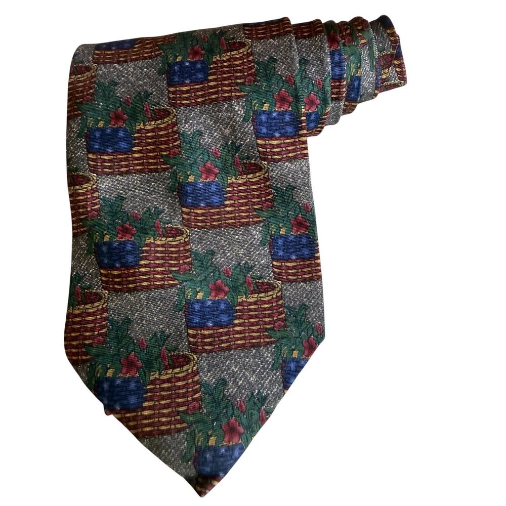 Vintage Structure Nantucket Basket American Flag Silk Tie